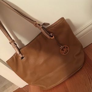 Micheal Kors handbag